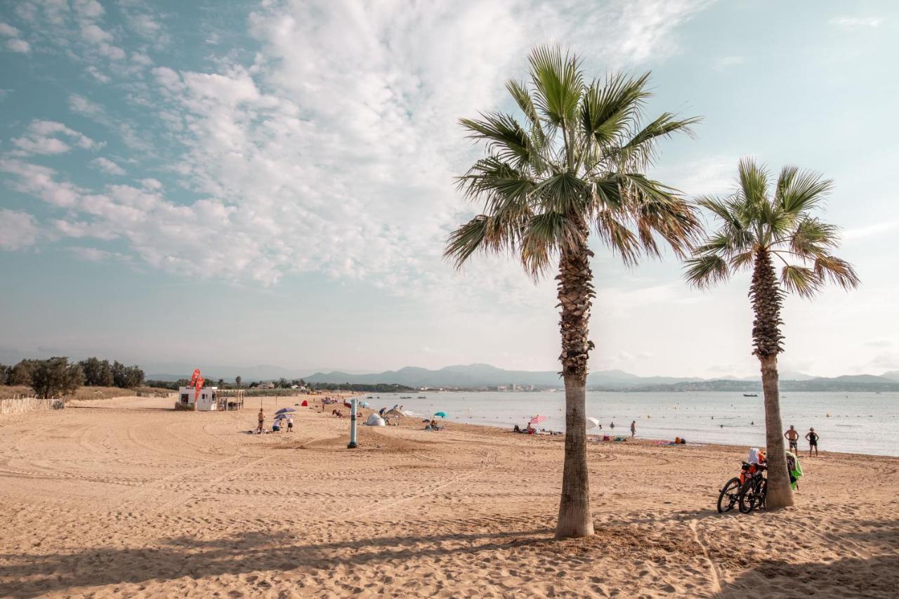 Appart' Au Port Fréjus Exterior foto