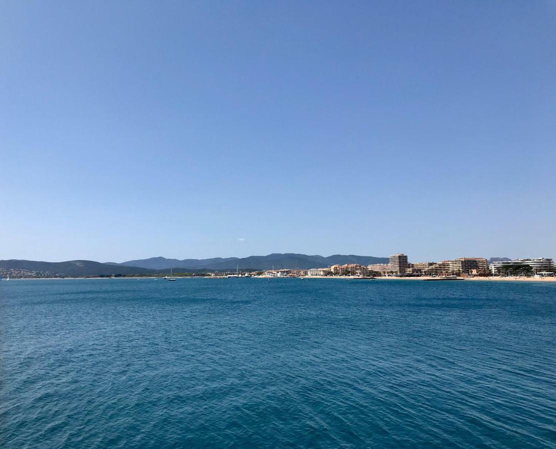 Appart' Au Port Fréjus Exterior foto